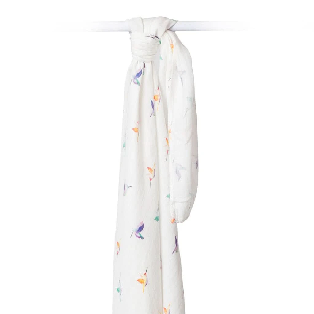 Lulujo Bamboo Swaddle, Hummingbirds 6 Lulujo Bamboo Swaddle, Hummingbirds - Image 4