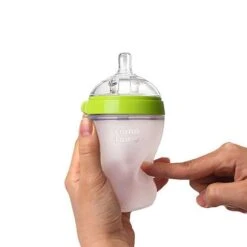Comotomo Baby Bottle 8 Oz/ 250 Ml - 2 Pack Green -Baby Product Specialty Store Comotomo Baby Bottle 8 oz 250 ml bootle view
