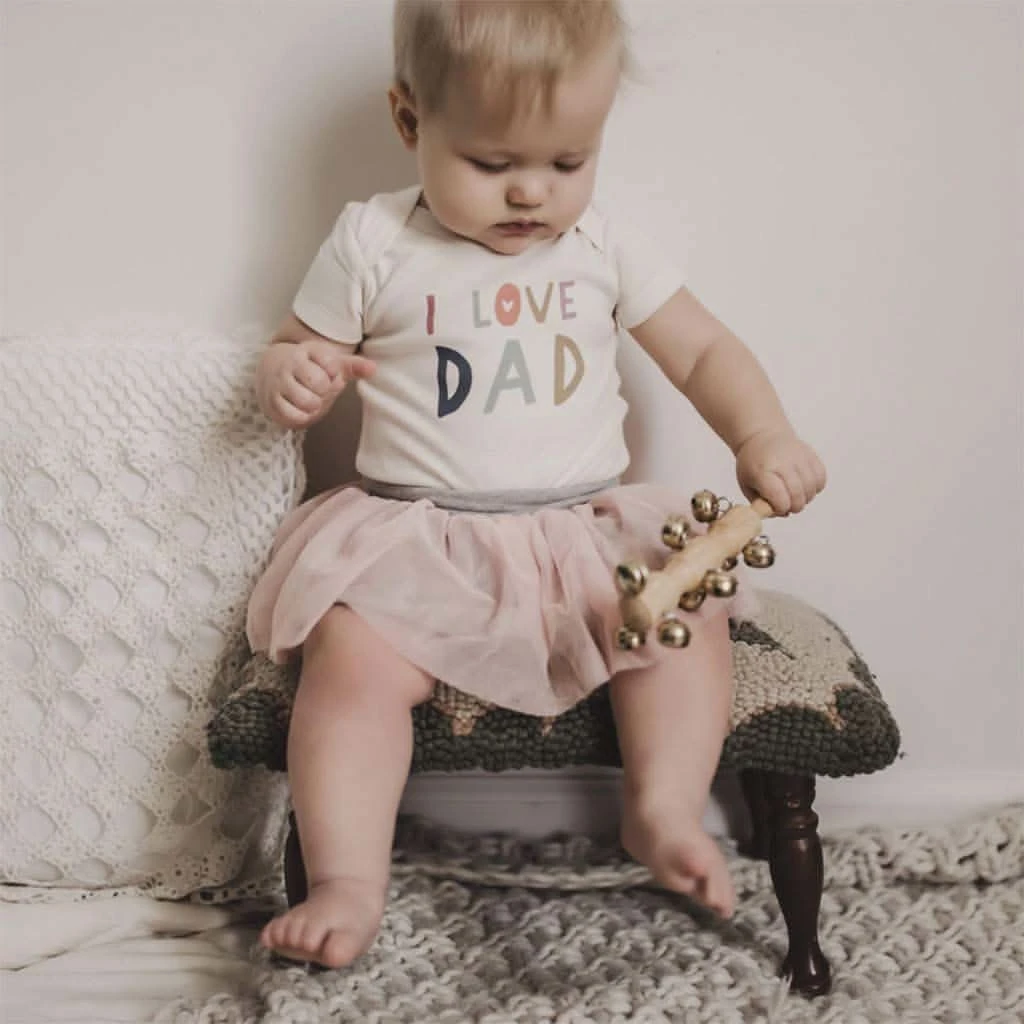 Finn & Emma Short Sleeve Graphic Bodysuit, Love Dad 4 Finn & Emma Short Sleeve Graphic Bodysuit, Love Dad - Image 2