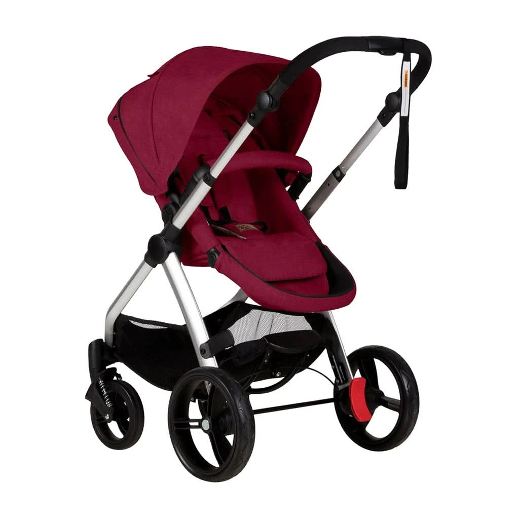 Mountain Buggy Cosmopolitan V2 Stroller 5 Mountain Buggy Cosmopolitan V2 Stroller - Image 3