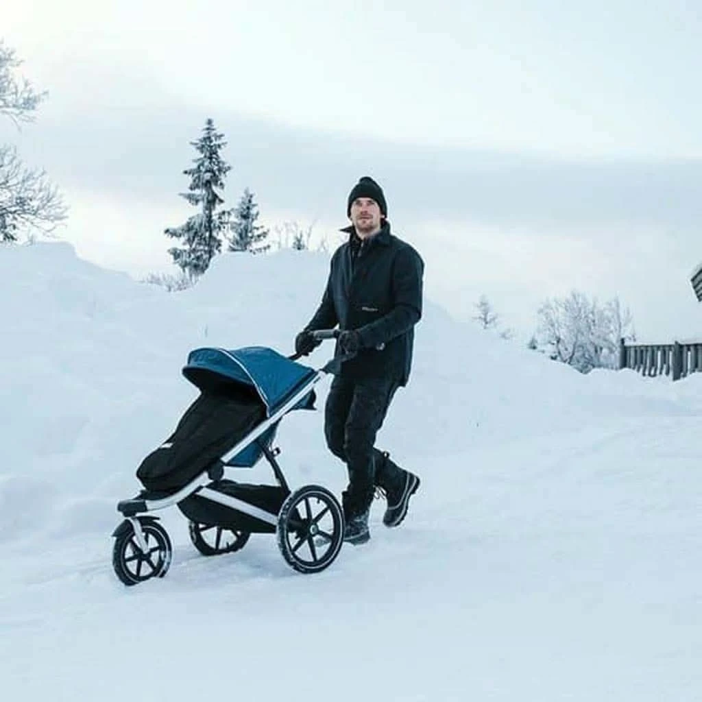 Thule Footmuff Sport, Black 4 Thule Footmuff Sport, Black - Image 2