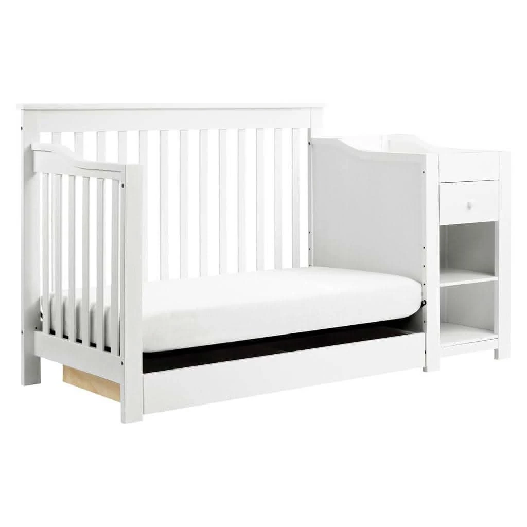 DaVinci Piedmont 4-in-1 Crib And Changer Combo 5 DaVinci Piedmont 4-in-1 Crib And Changer Combo - Image 3