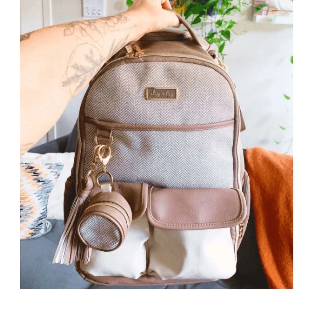 Itzy Ritzy Diaper Bag Charm Pod, Pacifier Case 9 Itzy Ritzy Diaper Bag Charm Pod, Pacifier Case - Image 7