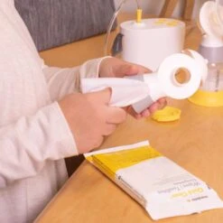 Medela Quick Clean™ Breast Pump & Accessory Wipes -Baby Product Specialty Store medela quick clean breast pump accessory wipesmed101042300 anbanb babyanb baby 676804