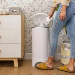 Munchkin UVC Diaper Pail, White 14 Munchkin UVC Diaper Pail, White -Baby Product Specialty Store munchkin uvc diaper pail whitemun38304anb babyanb baby 744813