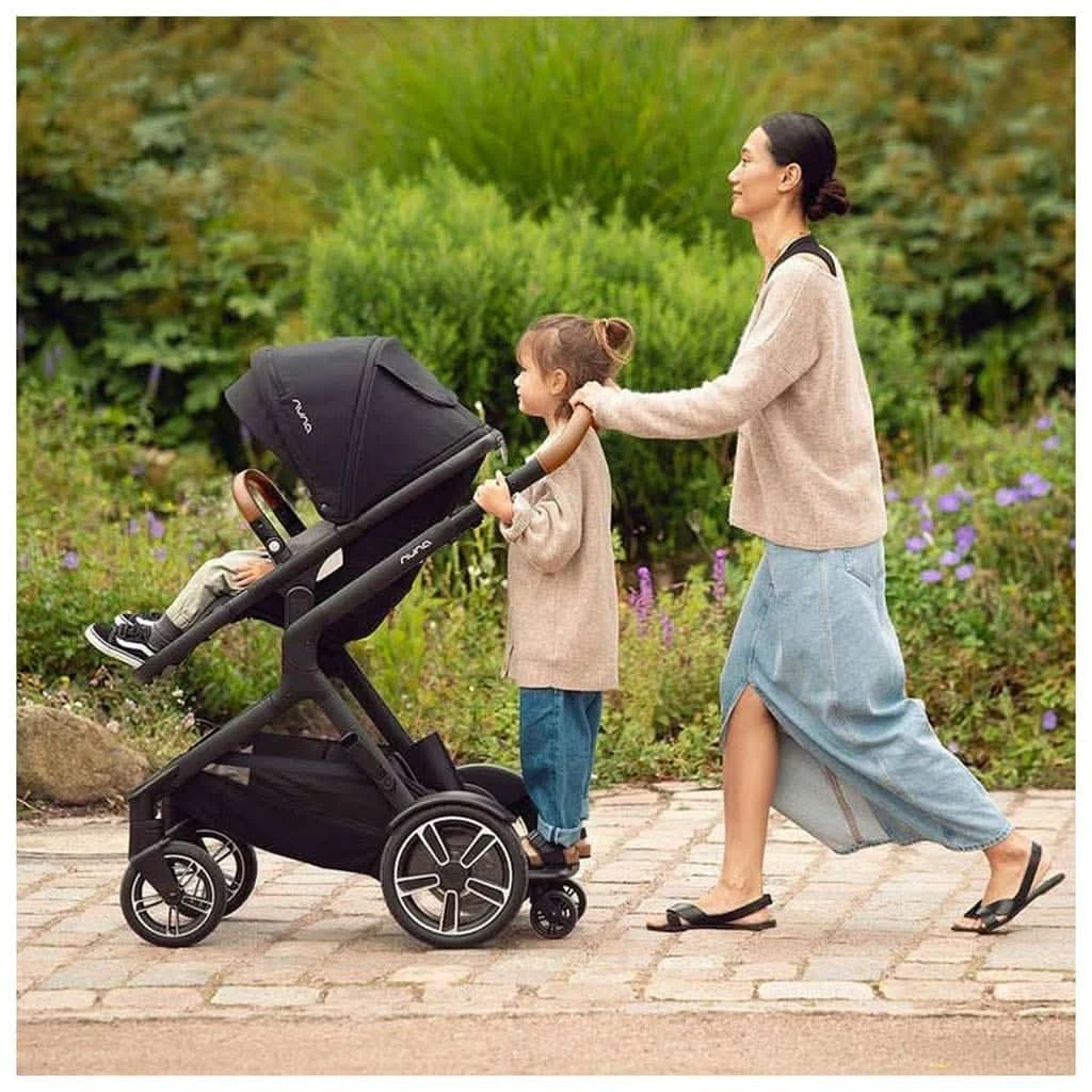Nuna Demi Next Double Stroller + Rider Board + Bassinet 4 Nuna Demi Next Double Stroller + Rider Board + Bassinet - Image 2