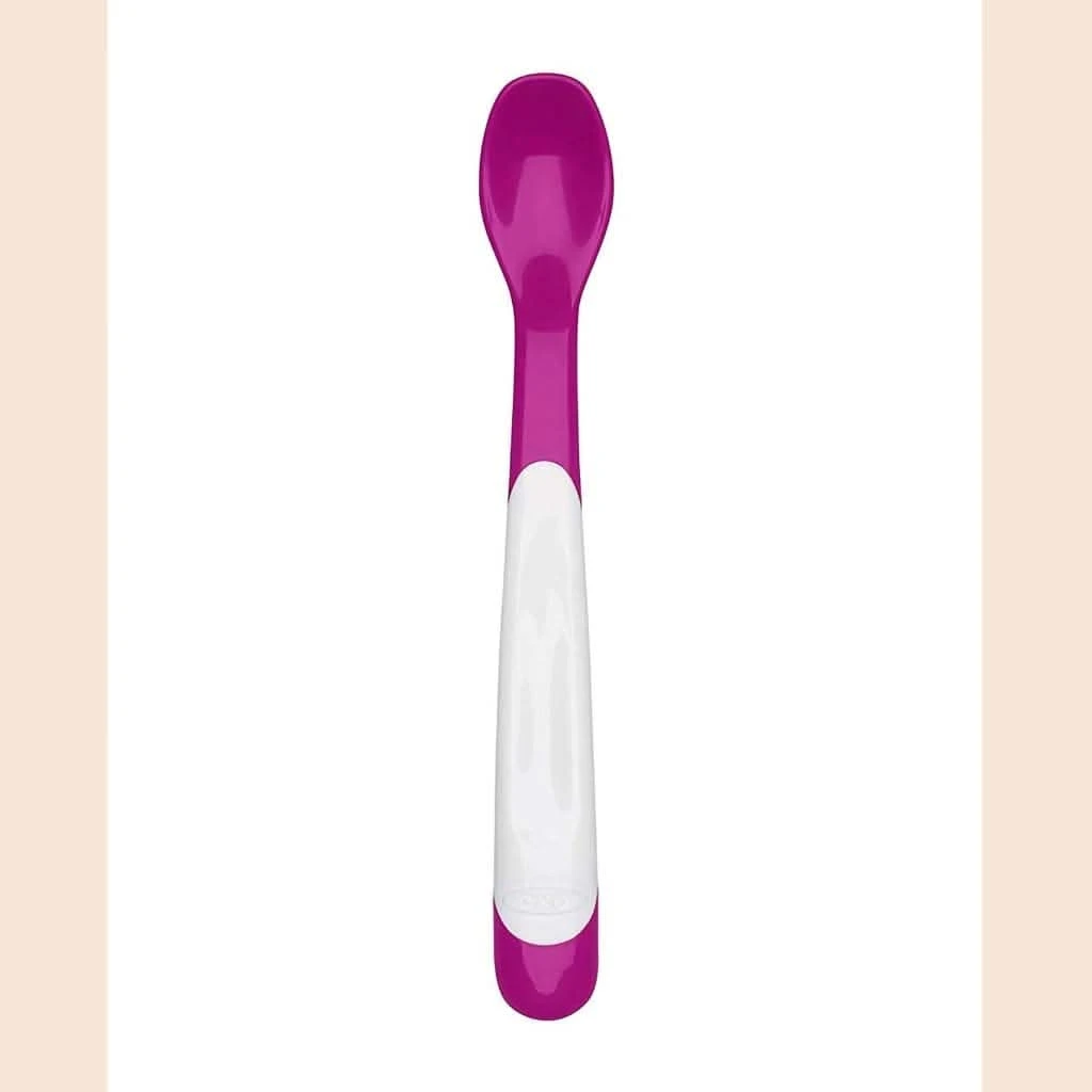 OXO TOT On-The-Go Infant Feeding Spoon With Case 9 OXO TOT On-The-Go Infant Feeding Spoon With Case - Image 7
