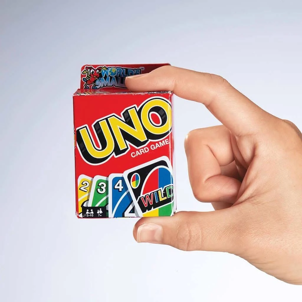 World's Smallest Uno Card Game 4 World's Smallest Uno Card Game - Image 2